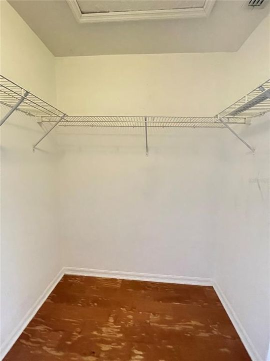 For Rent: $2,100 (3 beds, 2 baths, 1523 Square Feet)