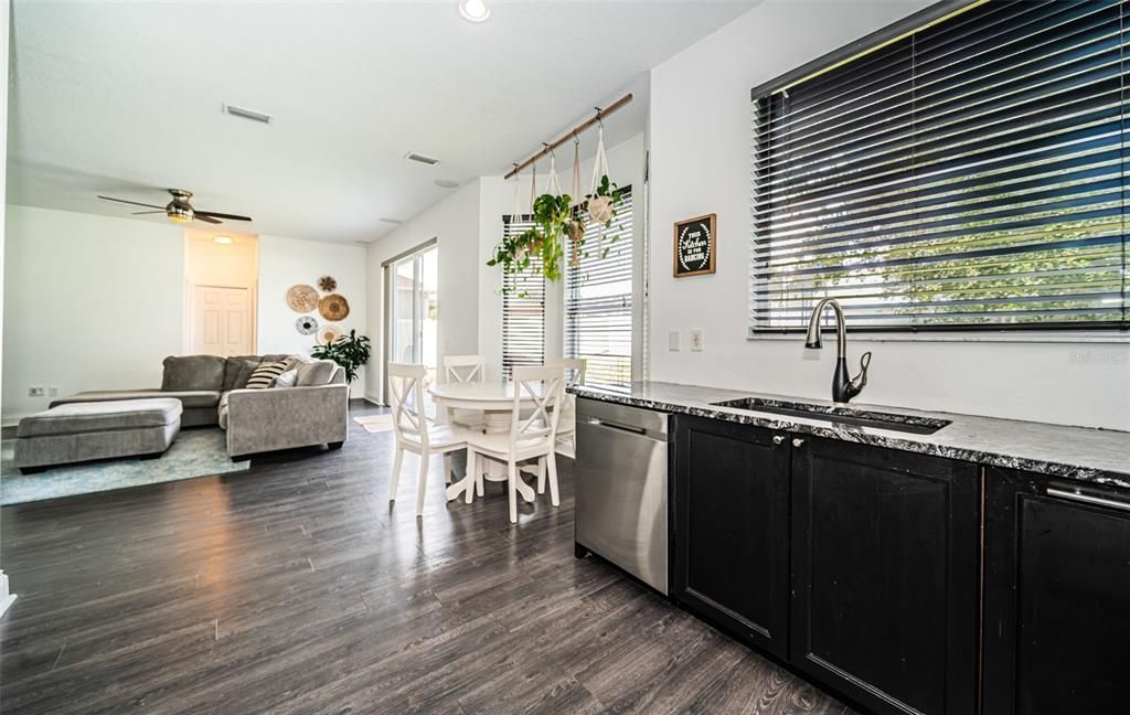 For Sale: $525,000 (4 beds, 2 baths, 2432 Square Feet)