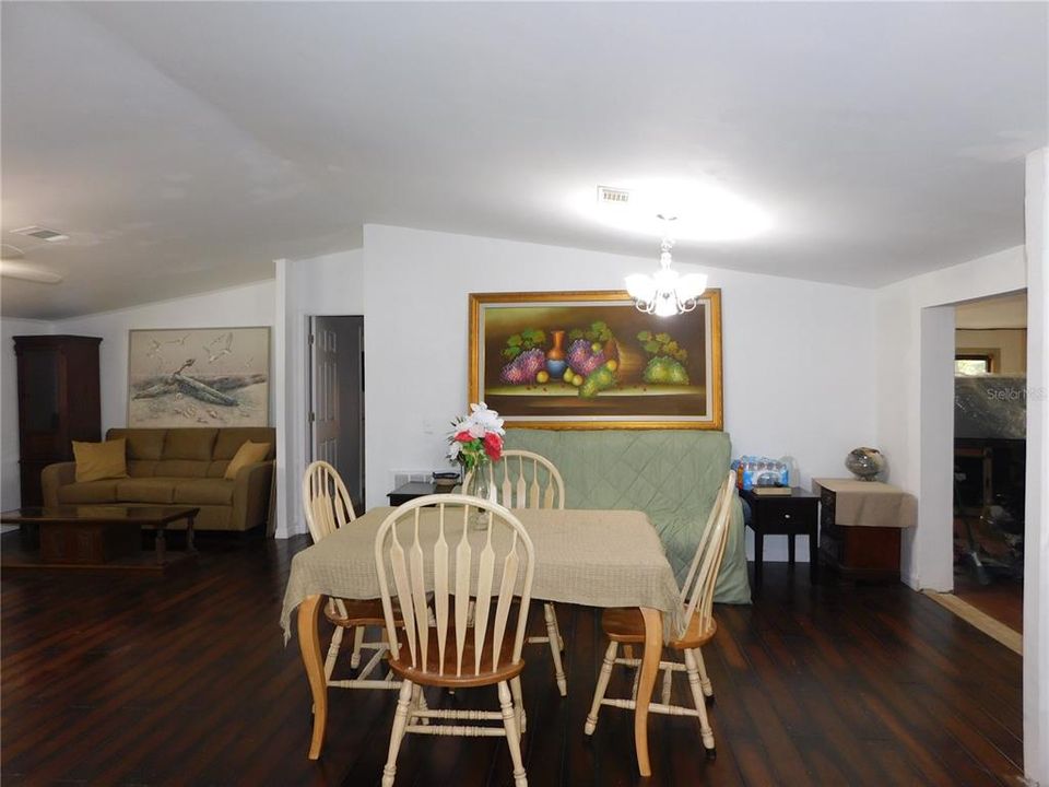 For Sale: $124,900 (3 beds, 2 baths, 1788 Square Feet)