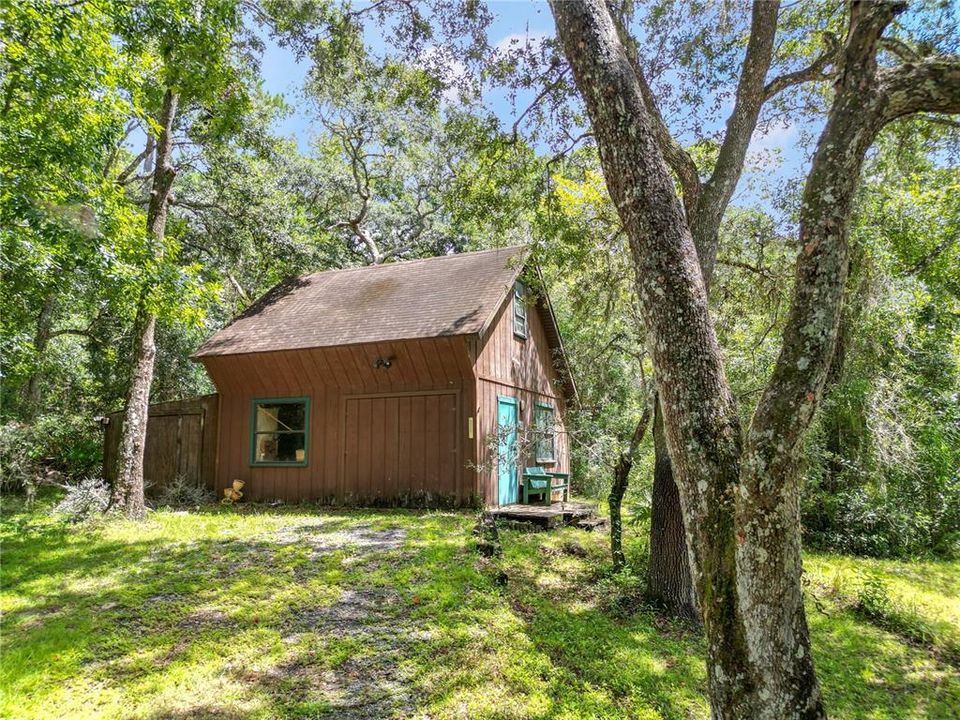 For Sale: $672,900 (3 beds, 2 baths, 2302 Square Feet)