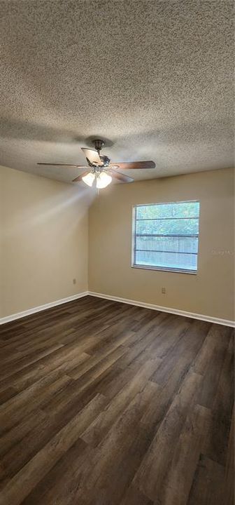 For Rent: $1,975 (3 beds, 2 baths, 1134 Square Feet)