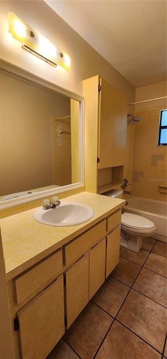 For Rent: $1,975 (3 beds, 2 baths, 1134 Square Feet)