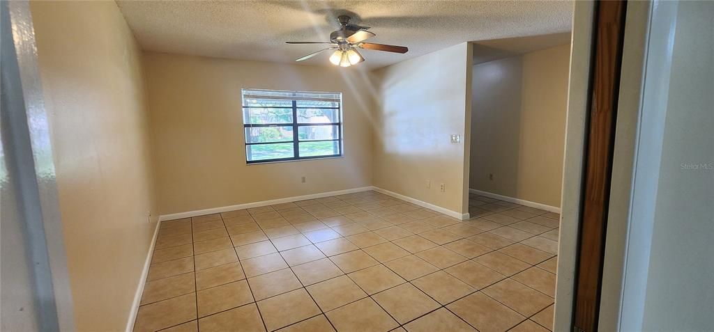 For Rent: $1,975 (3 beds, 2 baths, 1134 Square Feet)