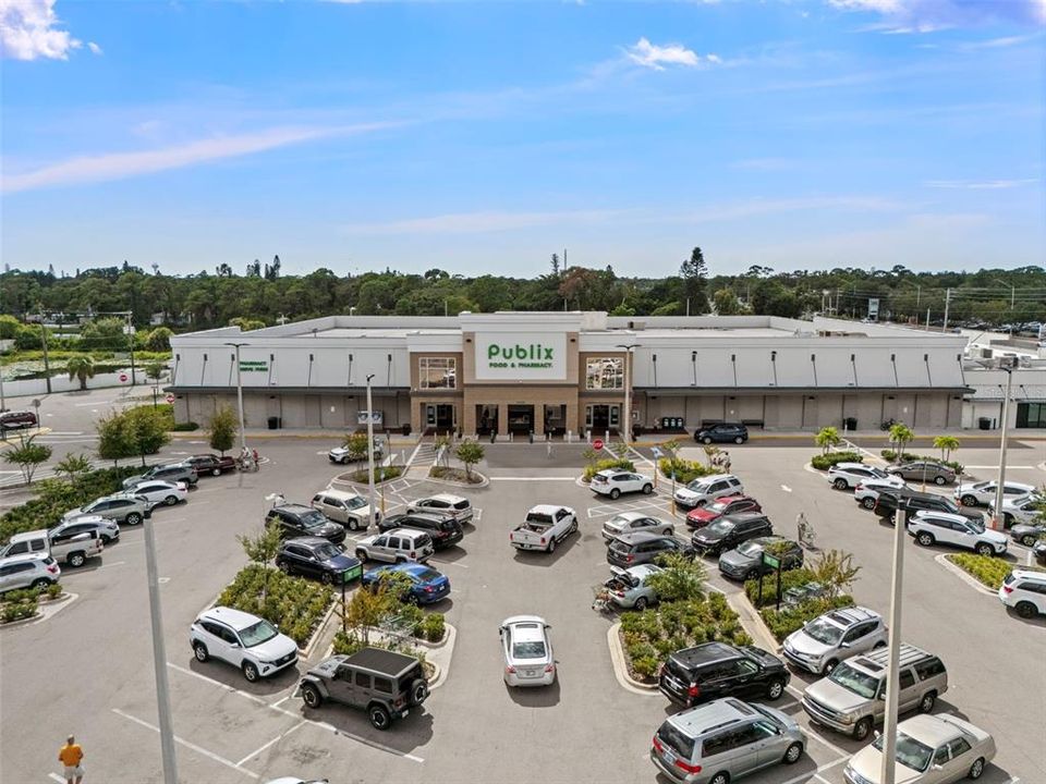 For Sale: $679,000 (3 beds, 2 baths, 2250 Square Feet)