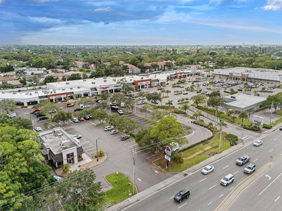 For Sale: $679,000 (3 beds, 2 baths, 2250 Square Feet)