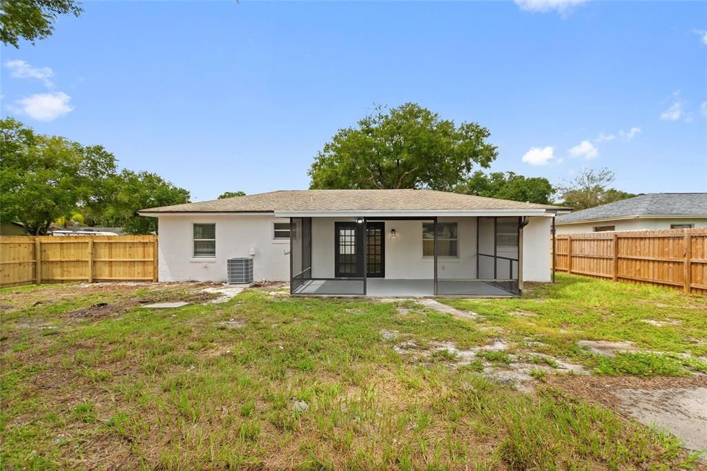 For Sale: $385,000 (3 beds, 2 baths, 1272 Square Feet)