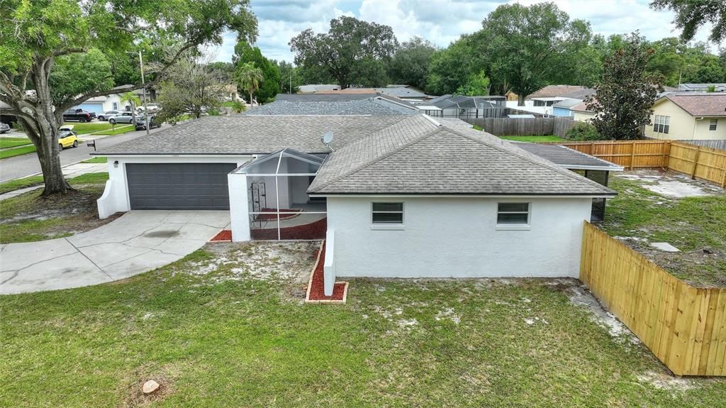 For Sale: $385,000 (3 beds, 2 baths, 1272 Square Feet)