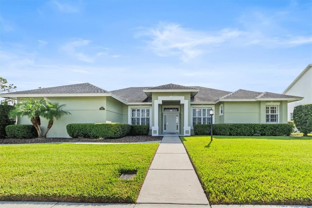 For Sale: $539,000 (3 beds, 2 baths, 2562 Square Feet)