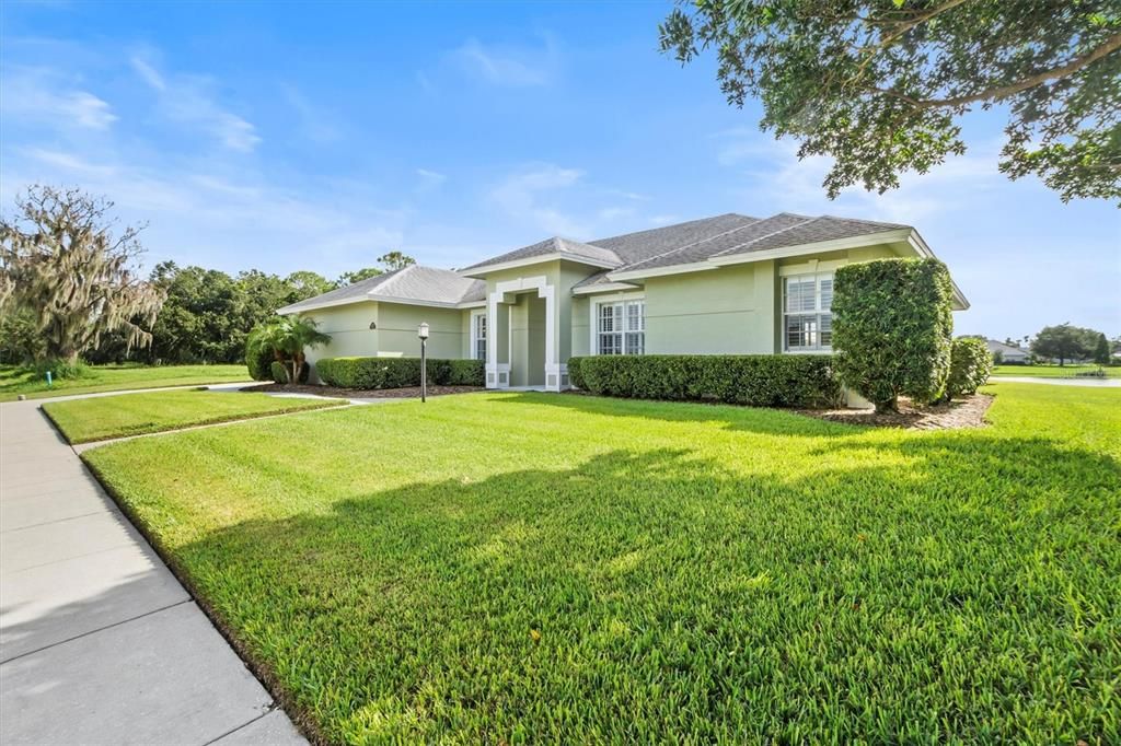 For Sale: $539,000 (3 beds, 2 baths, 2562 Square Feet)