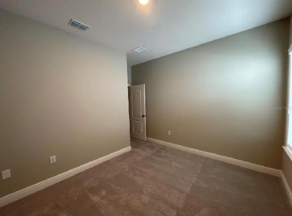 For Rent: $2,600 (4 beds, 2 baths, 2161 Square Feet)