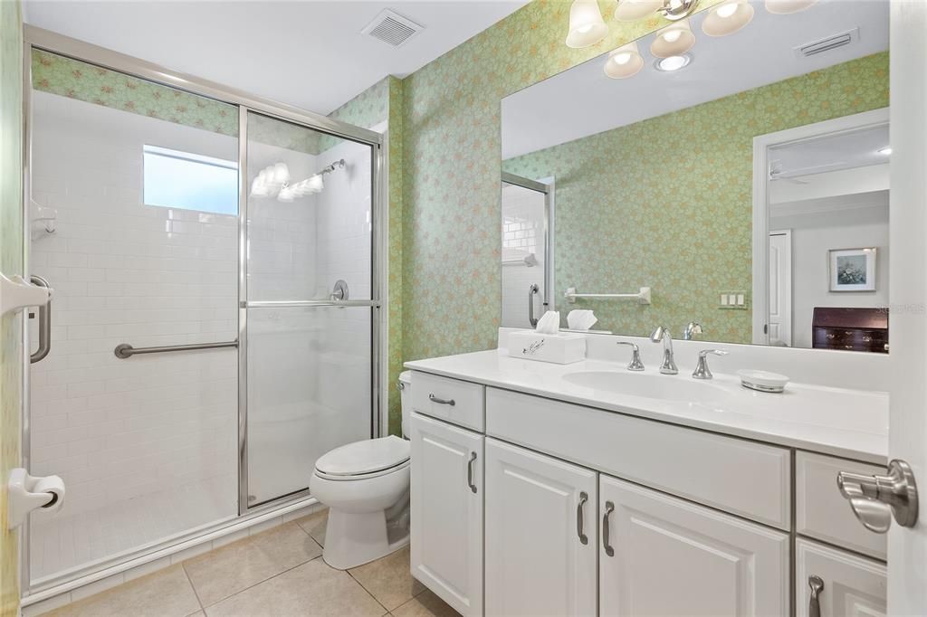 For Sale: $377,500 (2 beds, 2 baths, 1258 Square Feet)