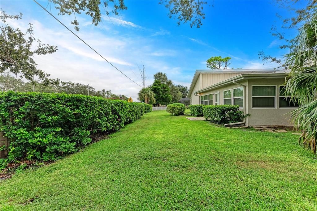 For Sale: $475,000 (3 beds, 2 baths, 1933 Square Feet)