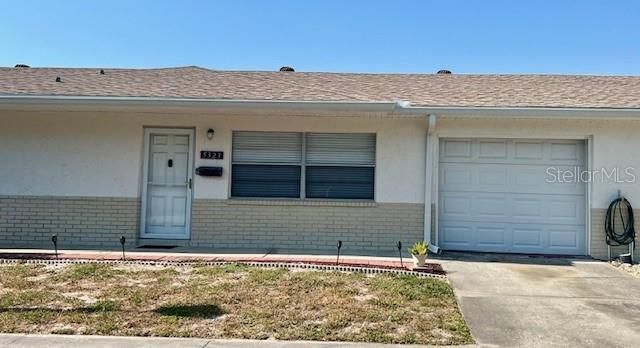 Недавно продано: $100,000 (1 спален, 1 ванн, 868 Квадратных фут)