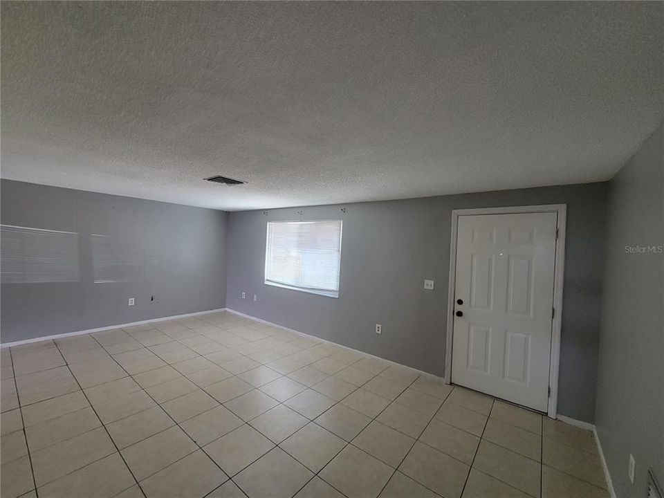 For Sale: $245,500 (2 beds, 2 baths, 1028 Square Feet)