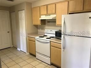 For Rent: $1,500 (1 beds, 1 baths, 632 Square Feet)