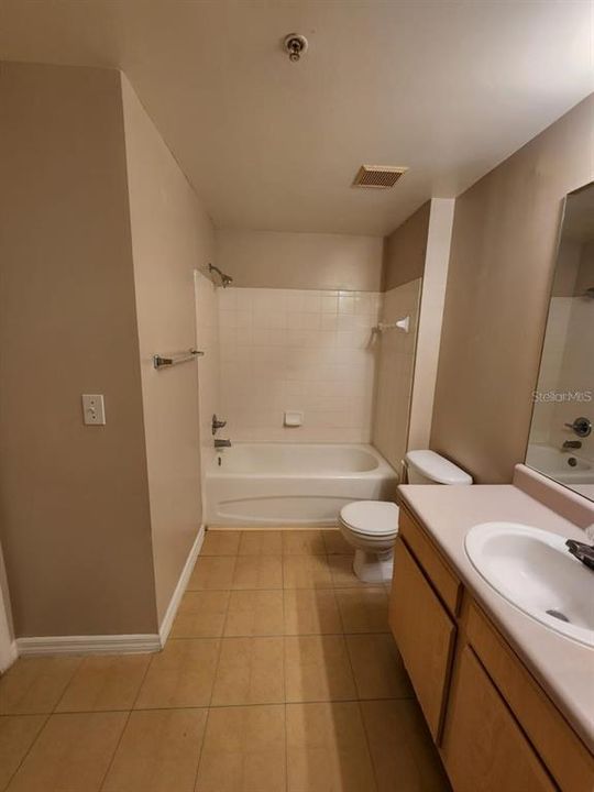 For Rent: $1,500 (1 beds, 1 baths, 632 Square Feet)