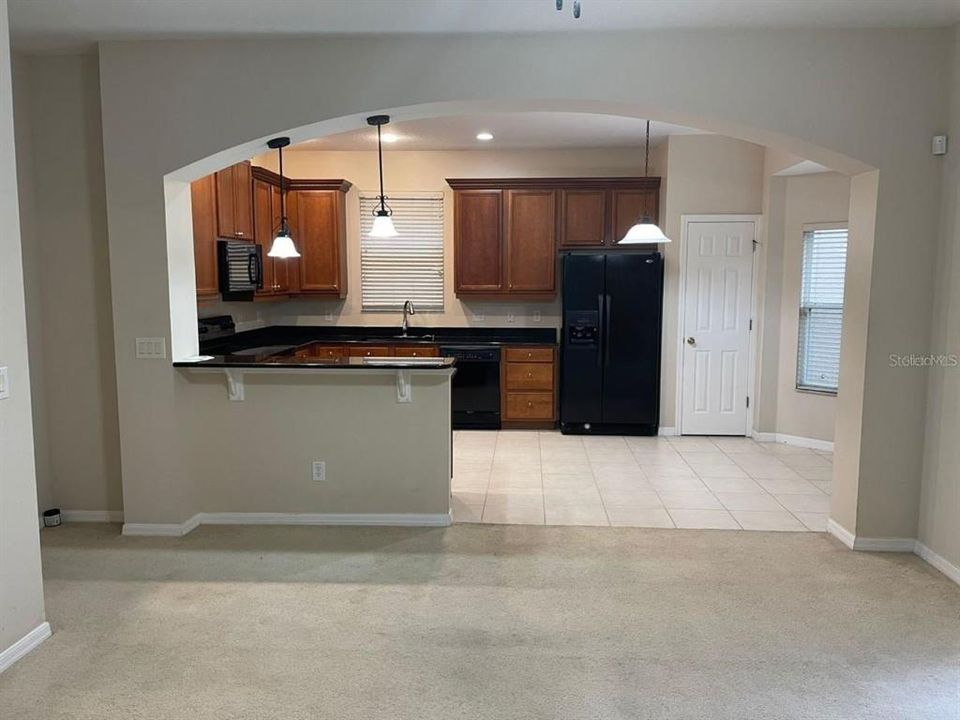 For Rent: $2,600 (5 beds, 3 baths, 2768 Square Feet)