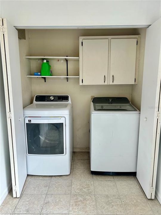 Indoor laundry room