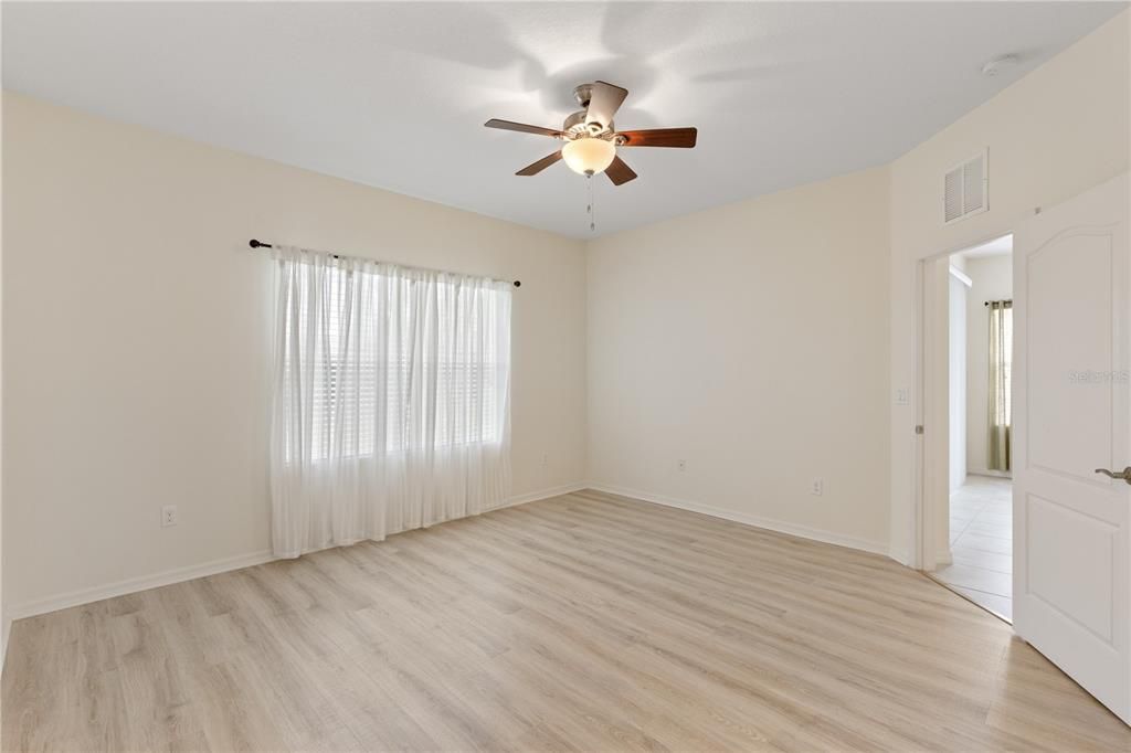 For Rent: $2,600 (2 beds, 2 baths, 1422 Square Feet)