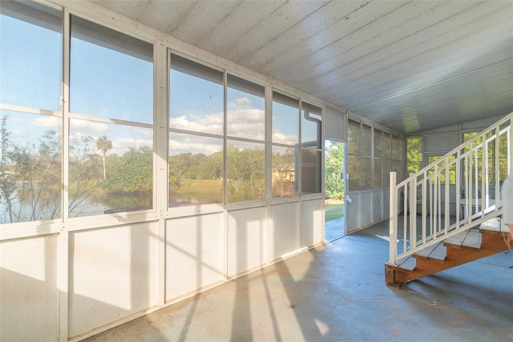 For Sale: $275,000 (3 beds, 2 baths, 1728 Square Feet)