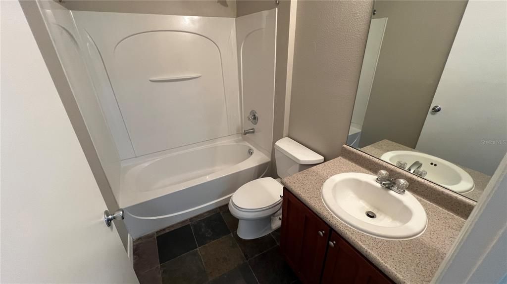 For Rent: $2,499 (3 beds, 2 baths, 1714 Square Feet)