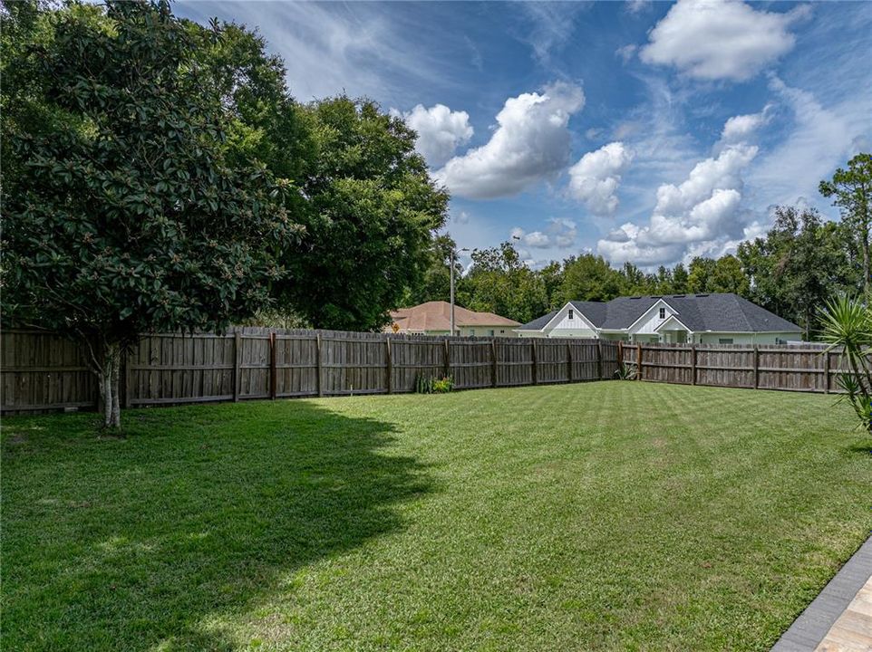 For Sale: $574,000 (3 beds, 2 baths, 2276 Square Feet)