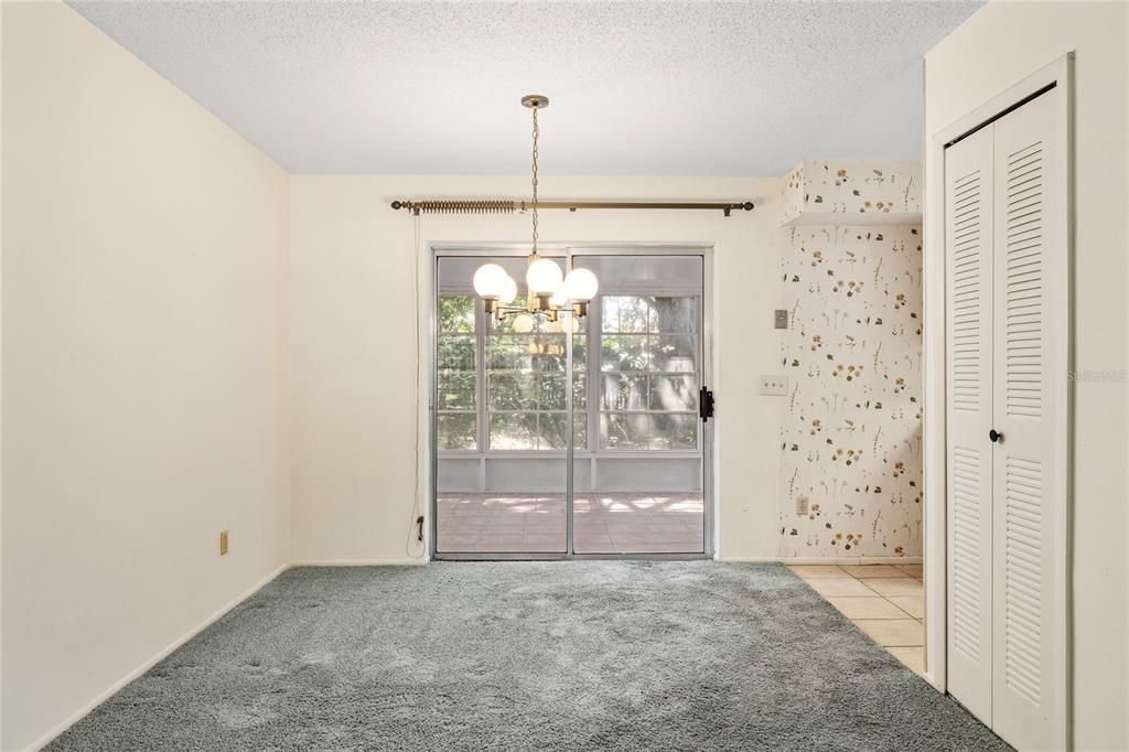 For Sale: $285,777 (2 beds, 2 baths, 1040 Square Feet)