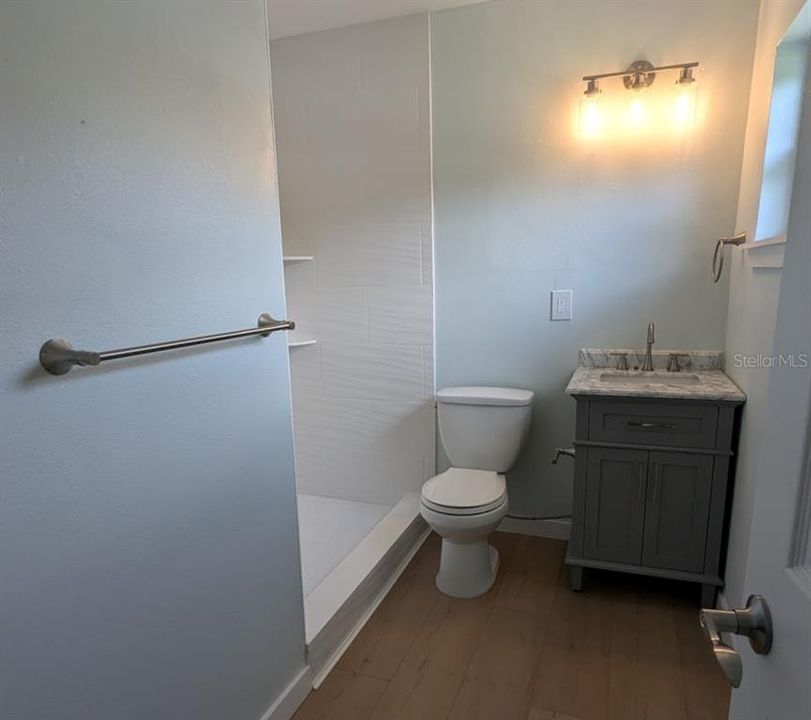 Primary 1 bathroom