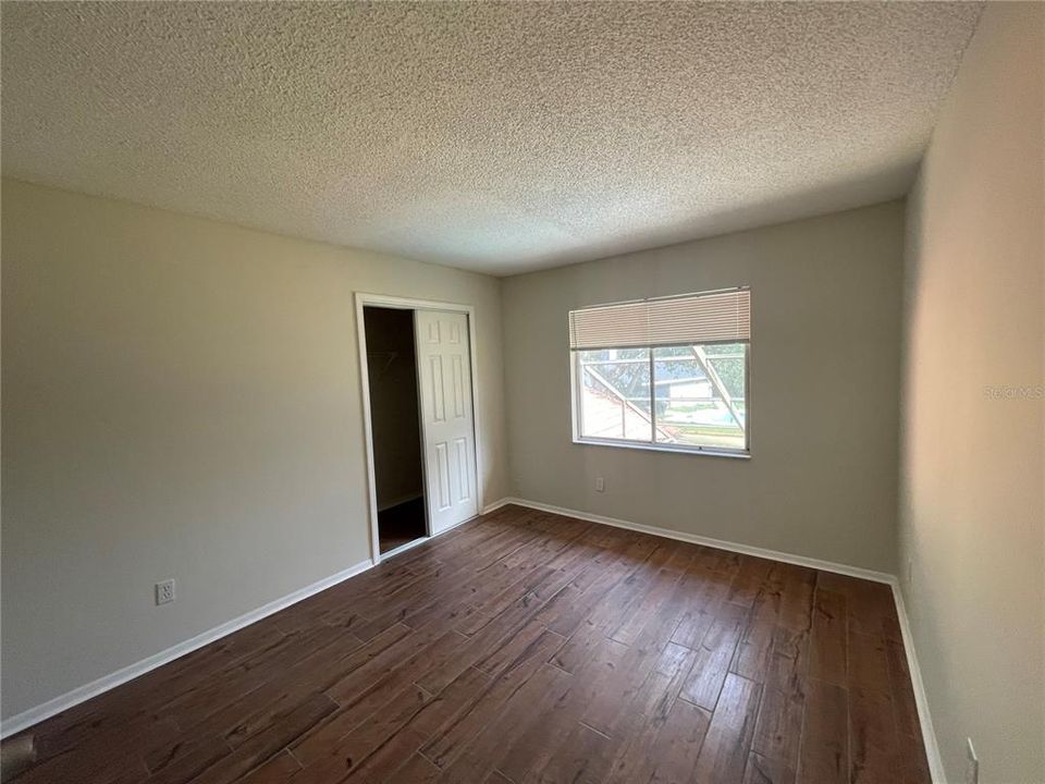 For Sale: $309,000 (3 beds, 2 baths, 1872 Square Feet)