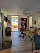 For Rent: $2,700 (2 beds, 1 baths, 750 Square Feet)