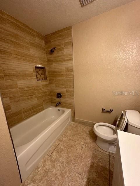 For Rent: $1,800 (3 beds, 2 baths, 1800 Square Feet)