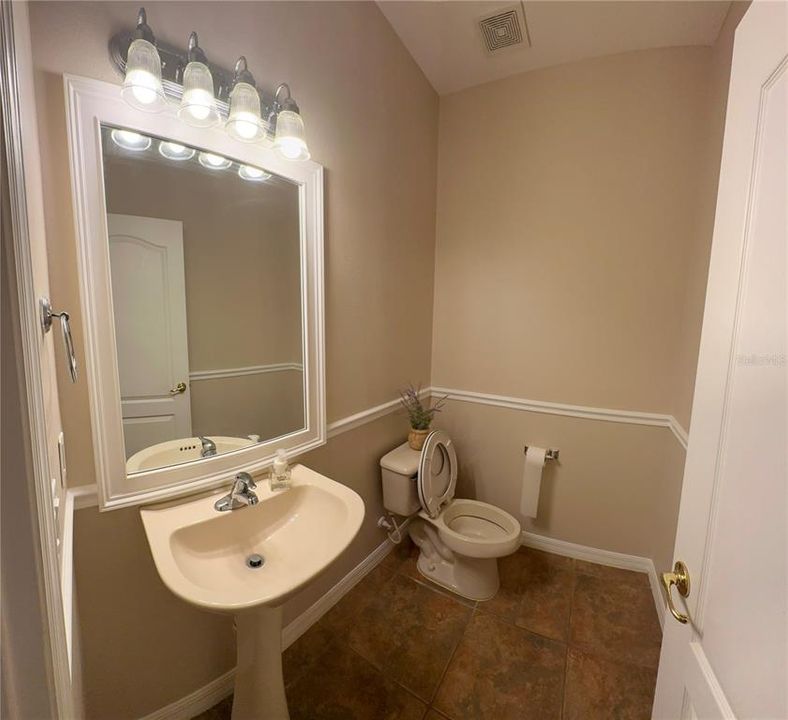 GUEST BATHROOM