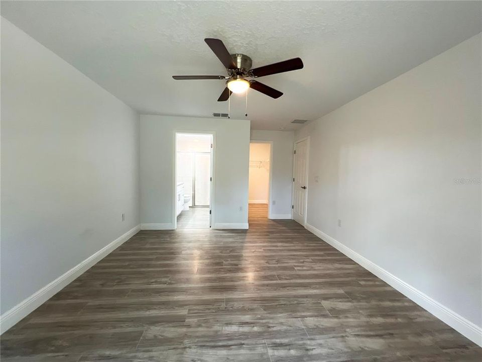 For Sale: $269,900 (3 beds, 2 baths, 1380 Square Feet)