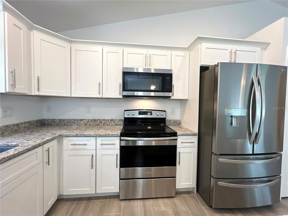 For Sale: $269,900 (3 beds, 2 baths, 1380 Square Feet)