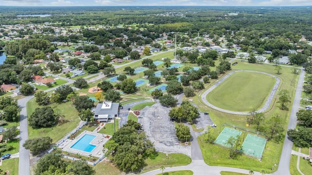 Lake Padgett Community amenities