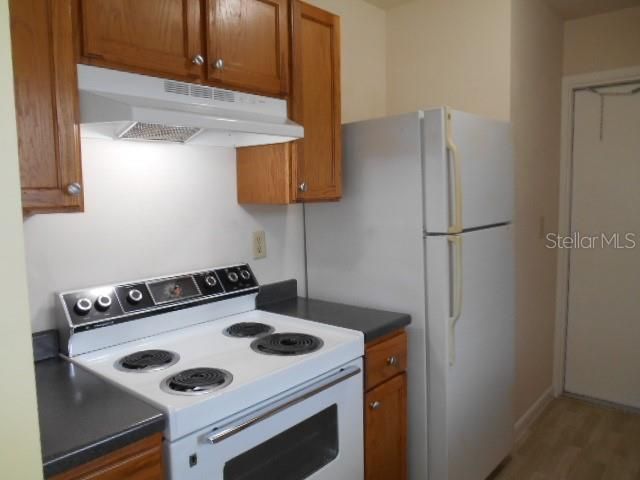 For Rent: $1,325 (3 beds, 1 baths, 780 Square Feet)