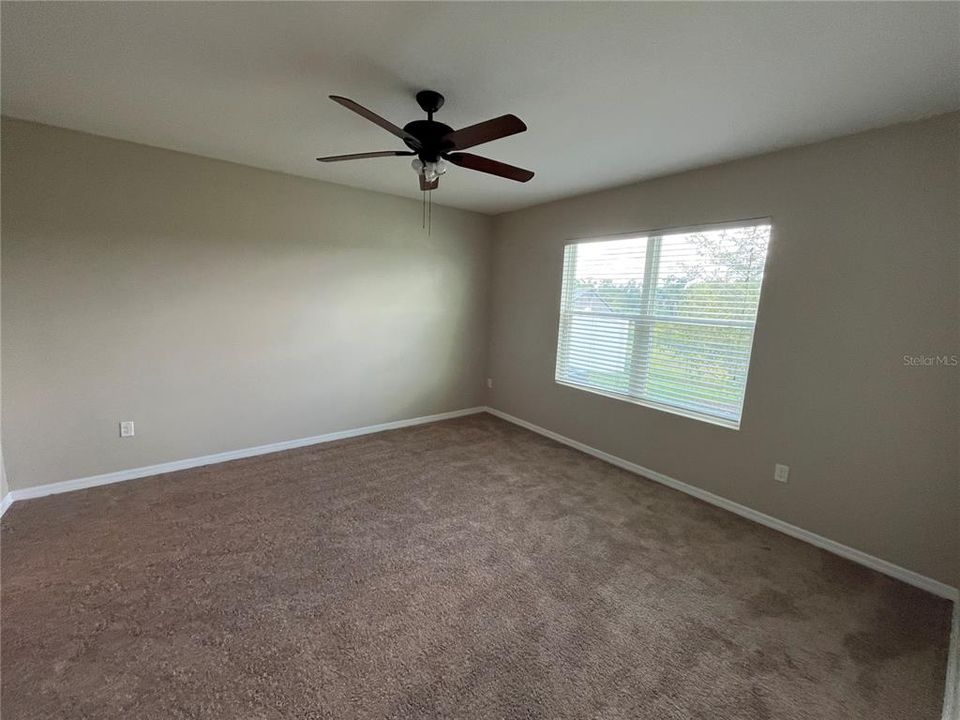 For Rent: $2,100 (3 beds, 2 baths, 1510 Square Feet)