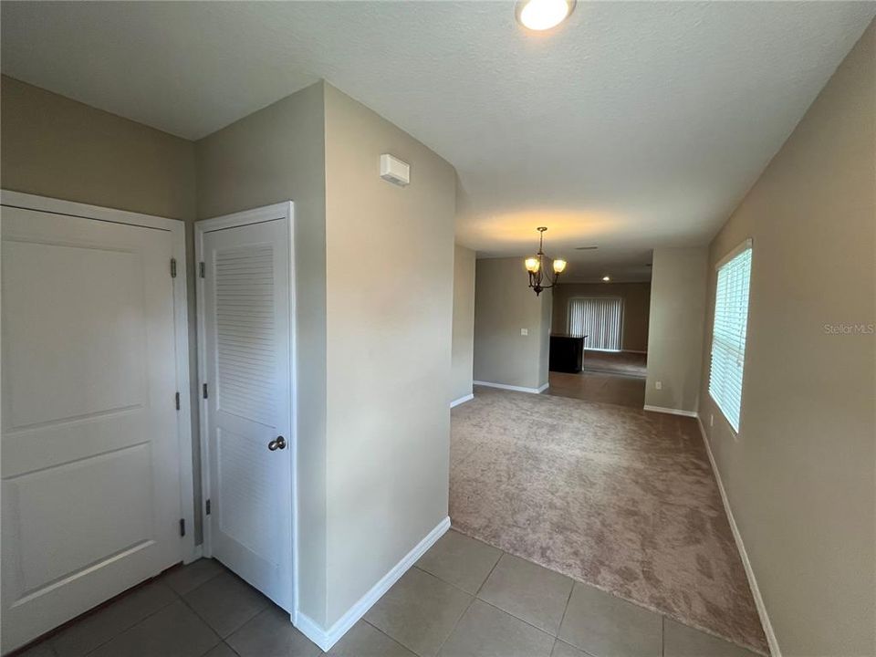 For Rent: $2,100 (3 beds, 2 baths, 1510 Square Feet)