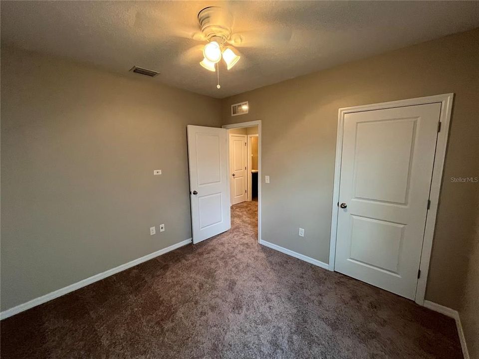 For Rent: $2,100 (3 beds, 2 baths, 1510 Square Feet)