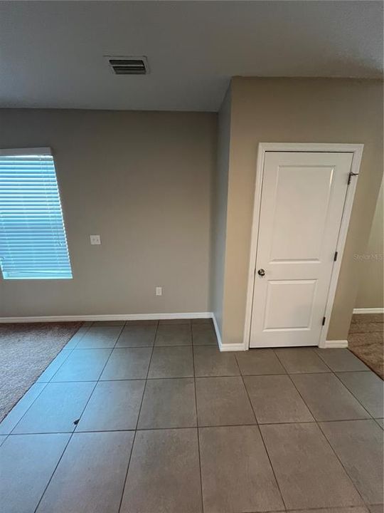 For Rent: $2,100 (3 beds, 2 baths, 1510 Square Feet)