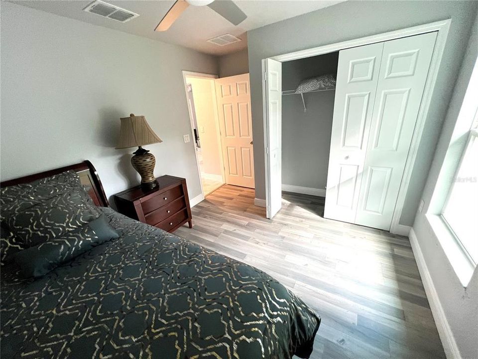 For Sale: $289,900 (3 beds, 2 baths, 1380 Square Feet)