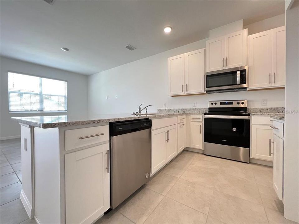 For Rent: $2,499 (3 beds, 2 baths, 1491 Square Feet)