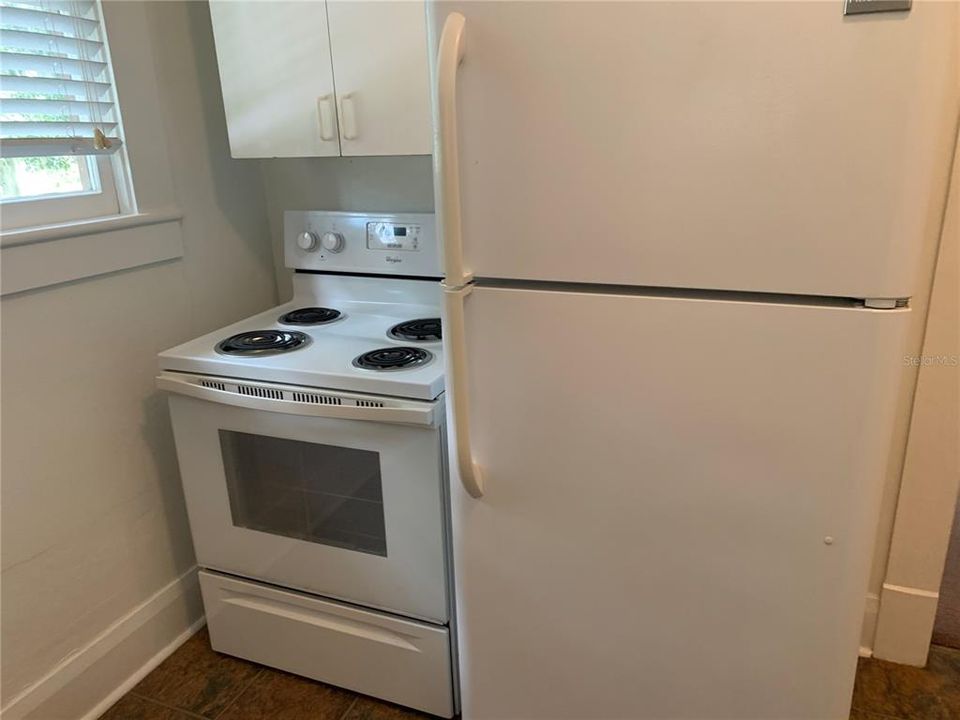 For Rent: $1,495 (2 beds, 2 baths, 2816 Square Feet)