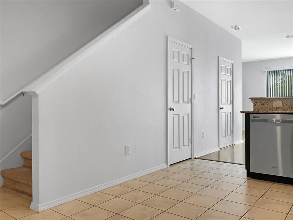 For Sale: $275,000 (2 beds, 2 baths, 1496 Square Feet)