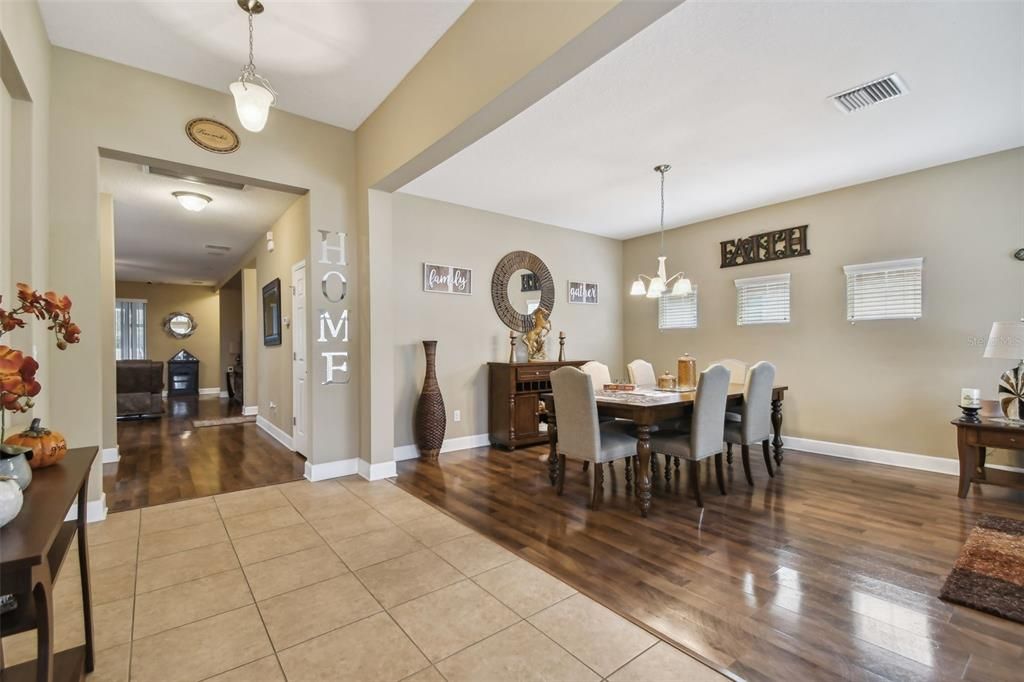 Active With Contract: $460,000 (4 beds, 3 baths, 2674 Square Feet)