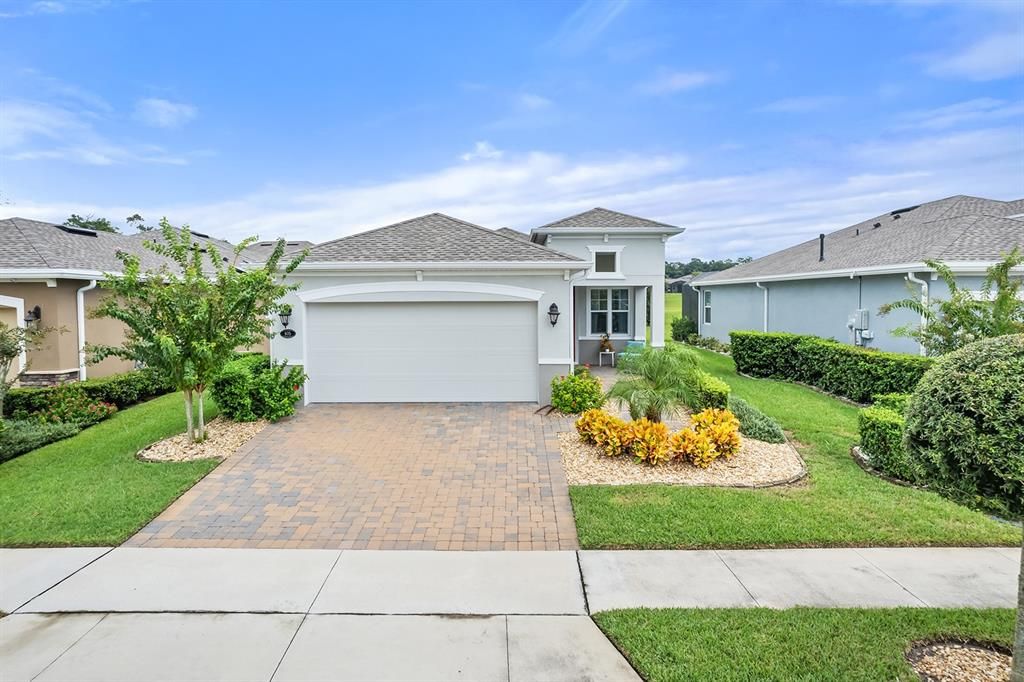 For Sale: $374,900 (3 beds, 2 baths, 1689 Square Feet)