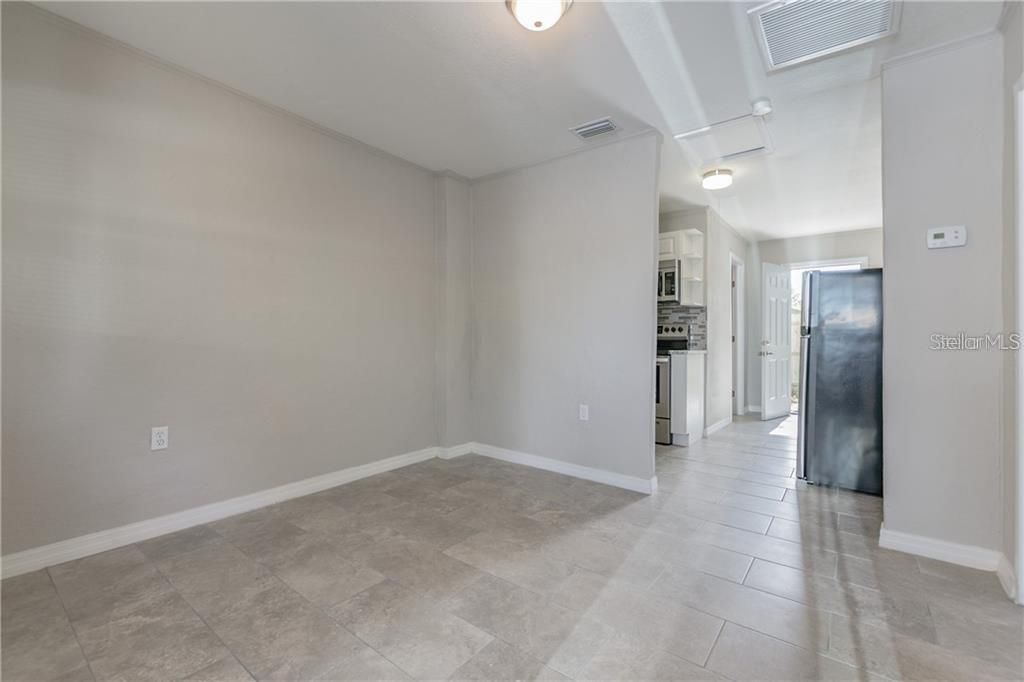 For Rent: $1,498 (2 beds, 1 baths, 589 Square Feet)