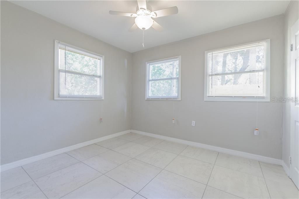 For Rent: $1,498 (2 beds, 1 baths, 589 Square Feet)