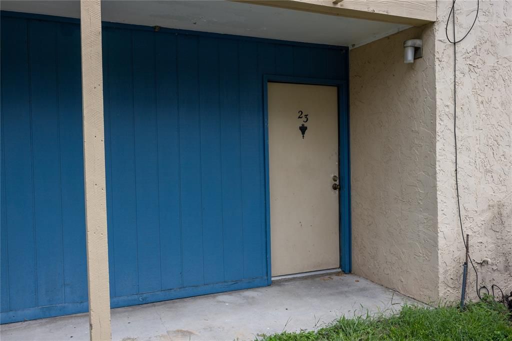 For Sale: $119,900 (2 beds, 2 baths, 1226 Square Feet)