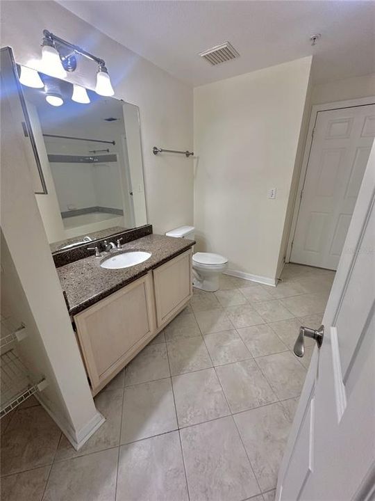 For Rent: $1,750 (2 beds, 2 baths, 1233 Square Feet)